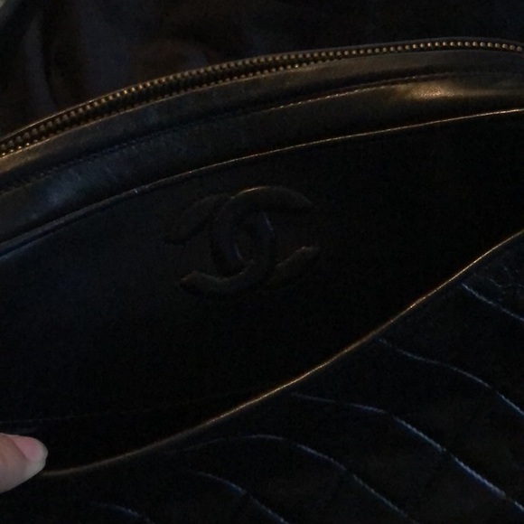 Beautiful Vintage Chanel quilted shoulder bag - Picture 15 of 16